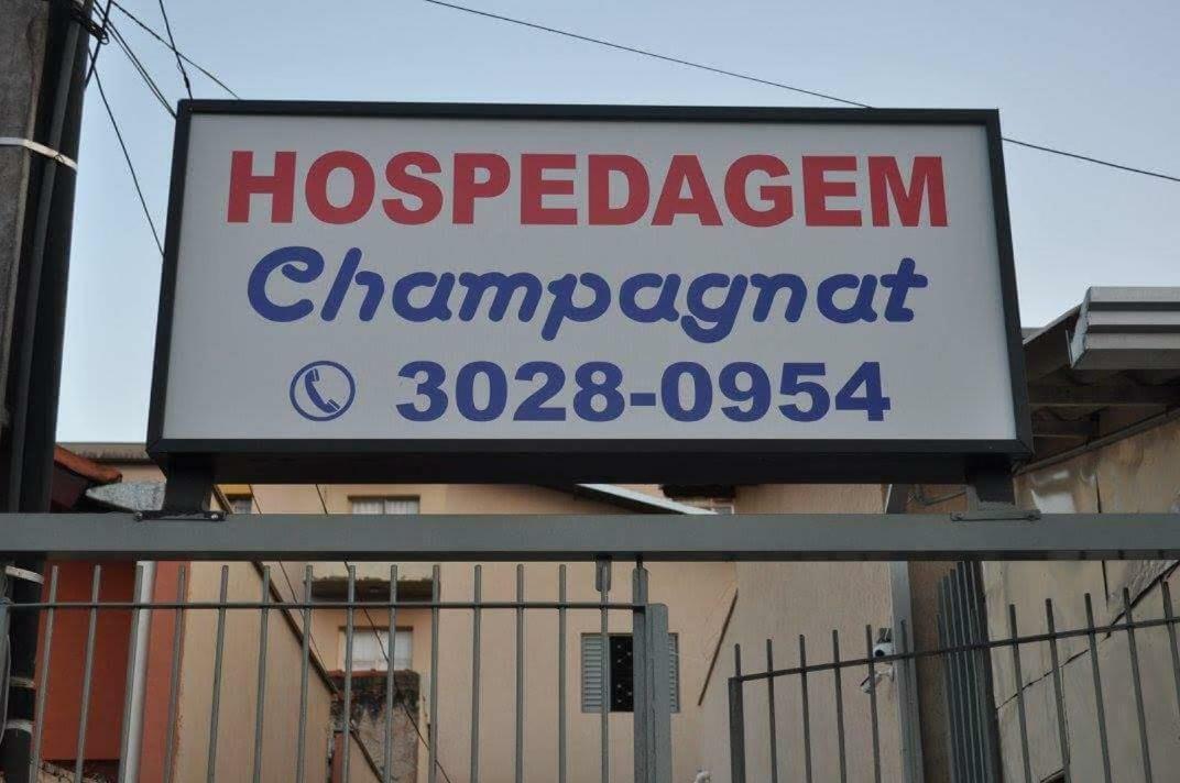 Hospedagem Centro Champagnat Londrina Luaran gambar